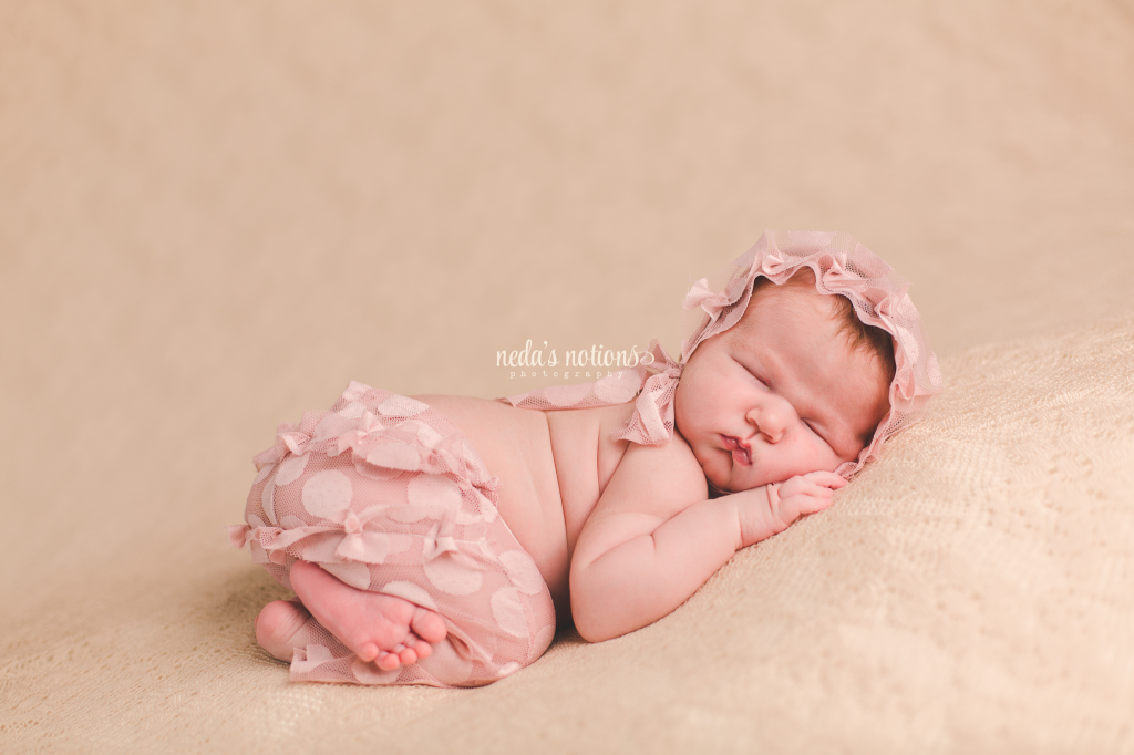 crestview newborn photographer, baby girl